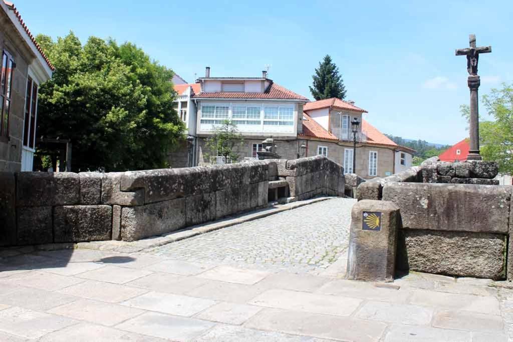 A Casa Do Latoneiro Hotel Caldas De Reis Exterior foto
